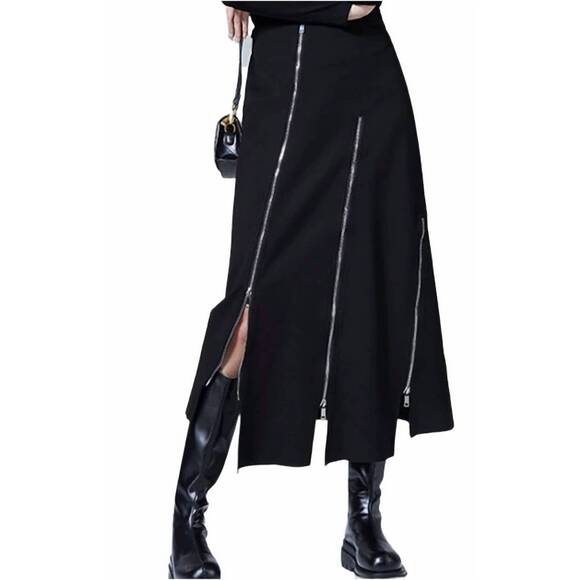 NEW LEATHER & LUXE asymmetrical zipper knit skirt in black